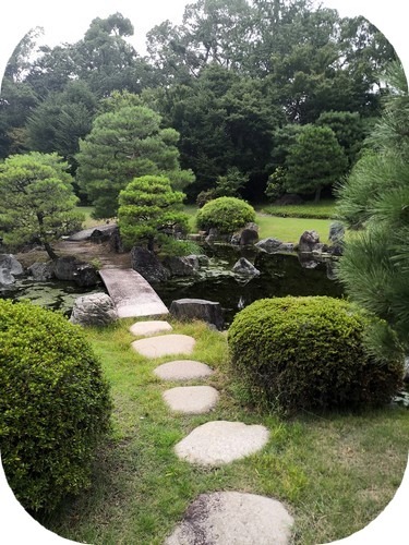 Chemin jardin japonais