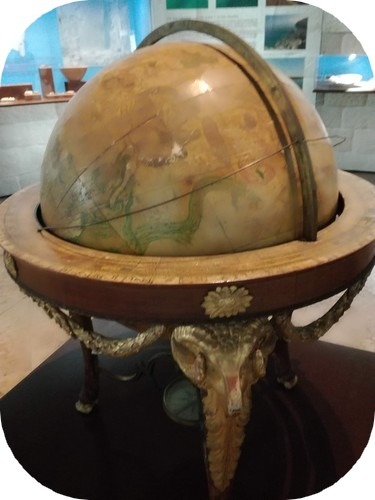 Globe